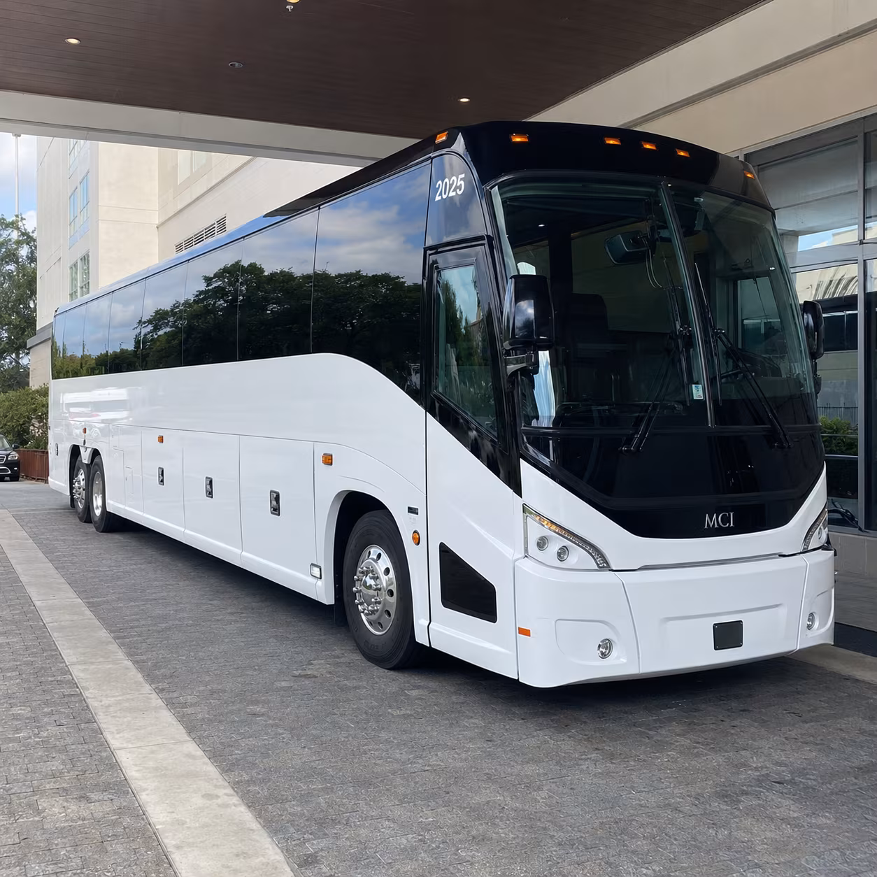 woodland charter bus rental fleet