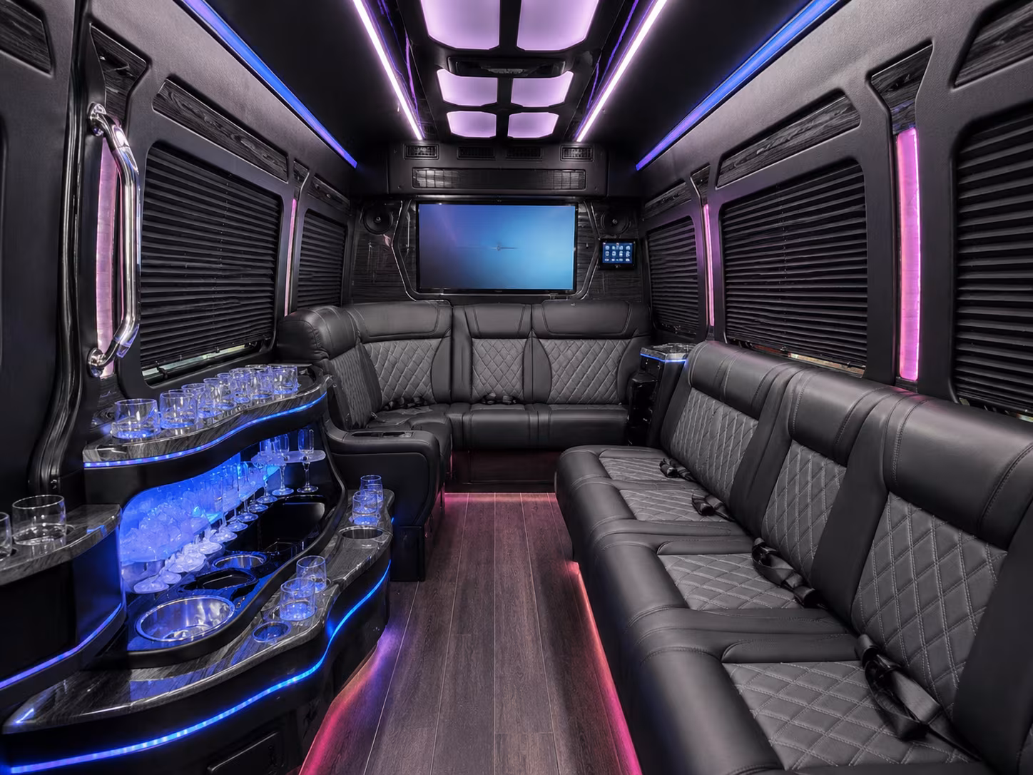 woodland wedding and private event shuttle buses